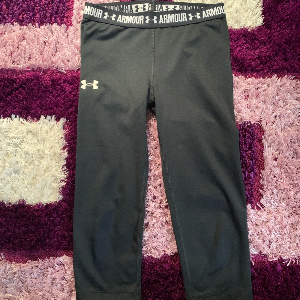 Girls’ HeatGear Armour Capris Size L